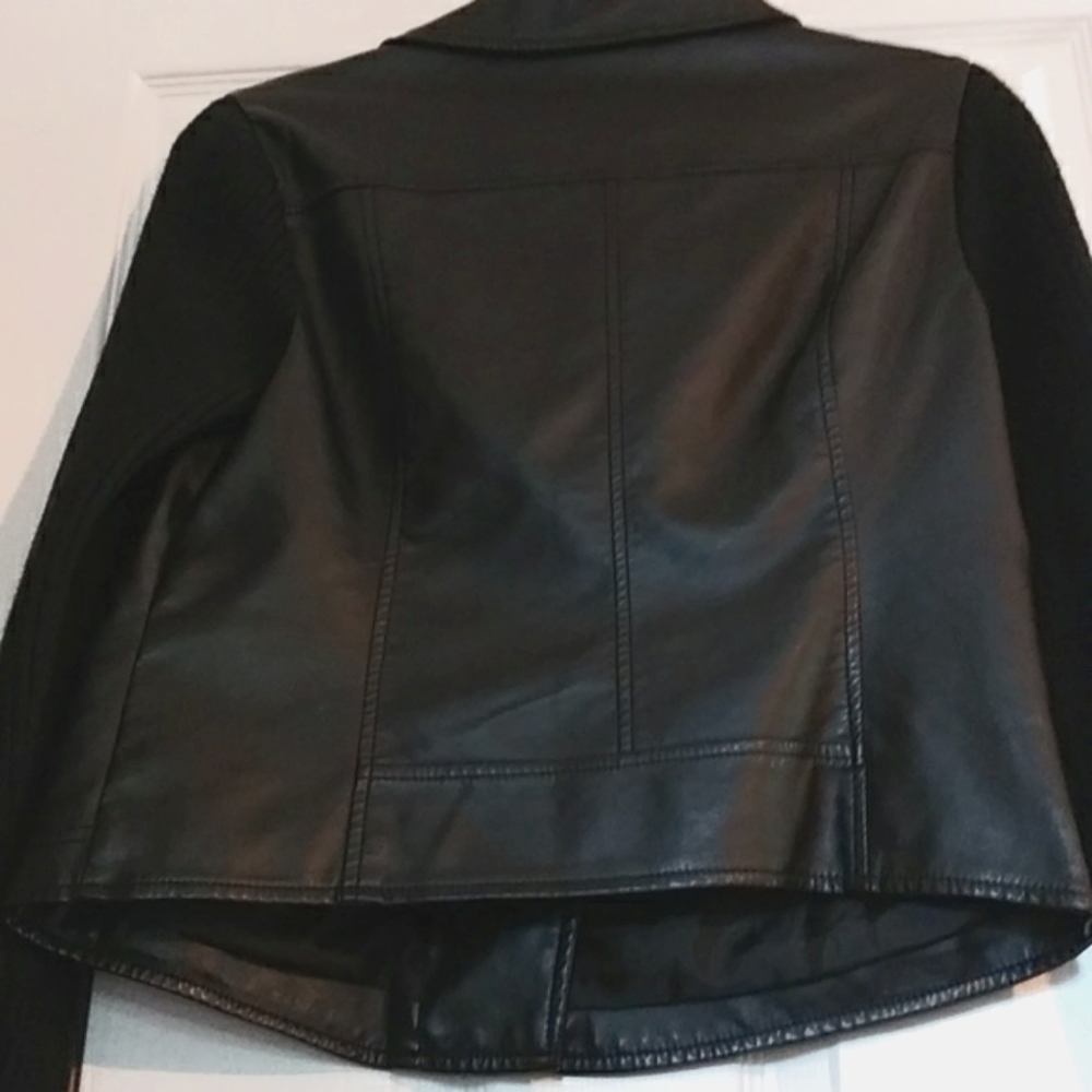 Mossimo black jacket size medium - Picture 2 of 5